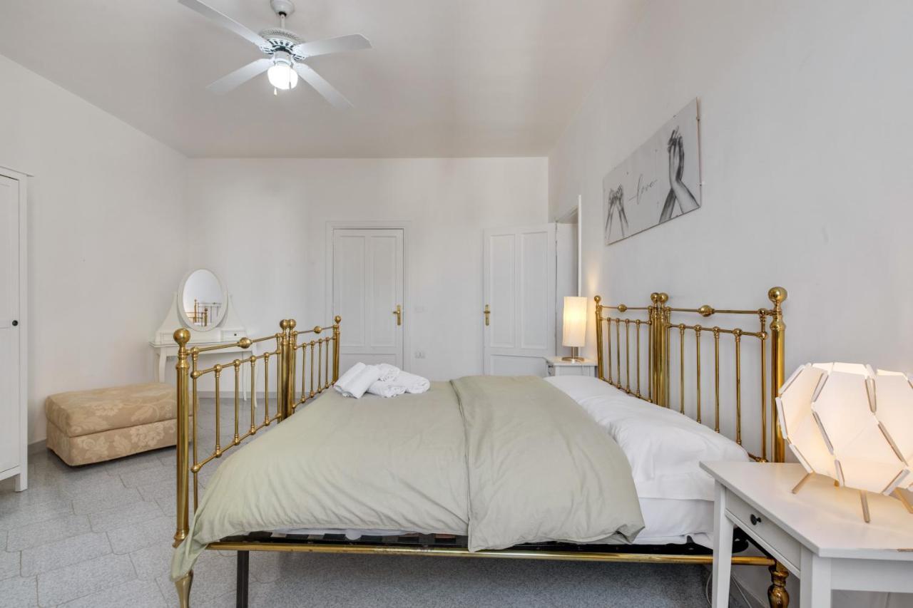 A Due Passi Dal Ponte Apartment - Affitti Brevi Italia Gravina in Puglia Exteriör bild